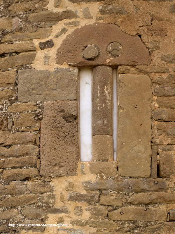 DETALLE DEL VENTANAL ABSIDAL